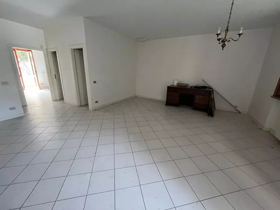 Immagine 7 di Appartamento in vendita  a Montopoli In Val D'arno