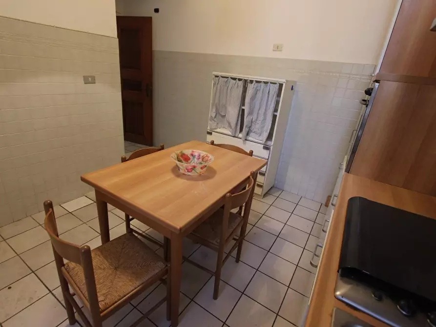 Immagine 15 di Appartamento in vendita  a La Spezia