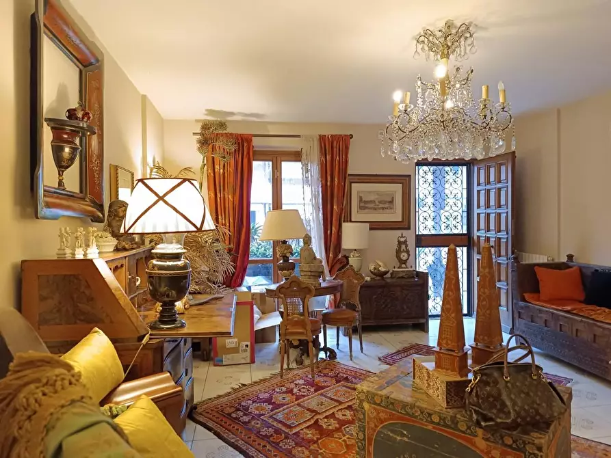 Immagine 4 di Villetta a schiera in vendita  a Carrara