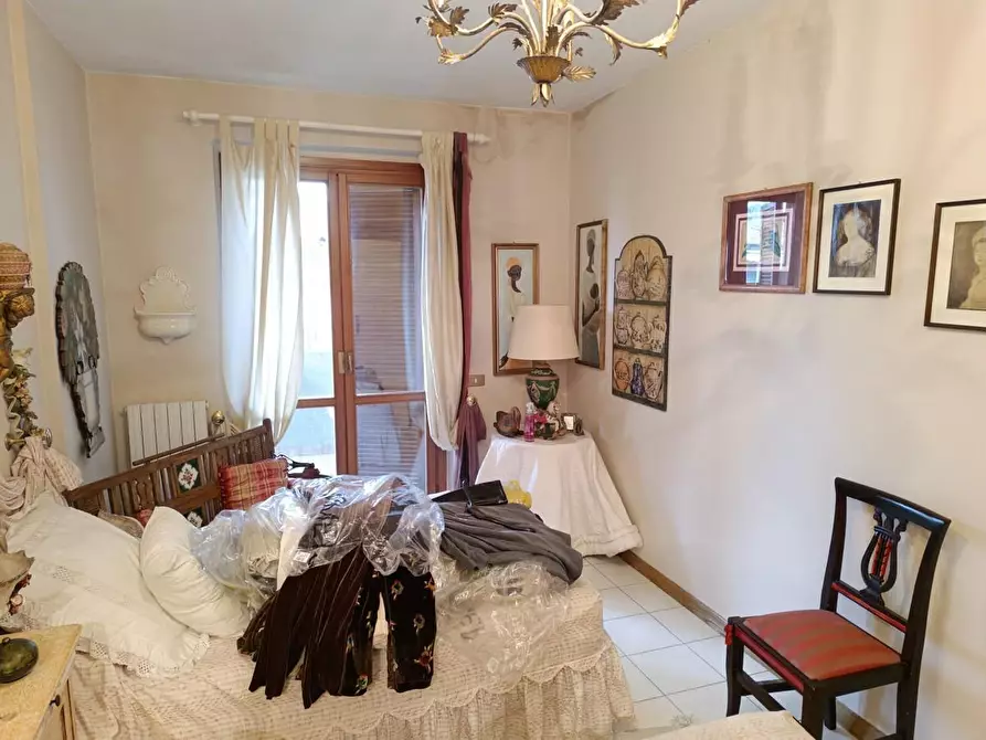 Immagine 17 di Villetta a schiera in vendita  a Carrara