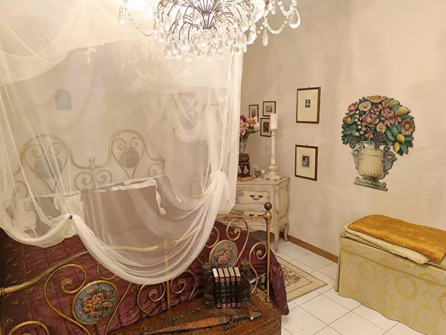 Immagine 18 di Villetta a schiera in vendita  a Carrara