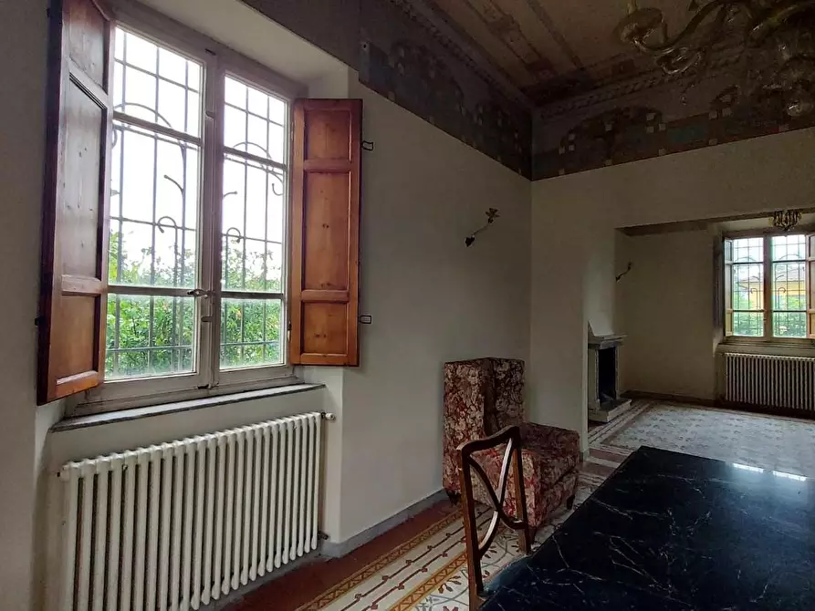 Immagine 8 di Villa in vendita  a Capannori