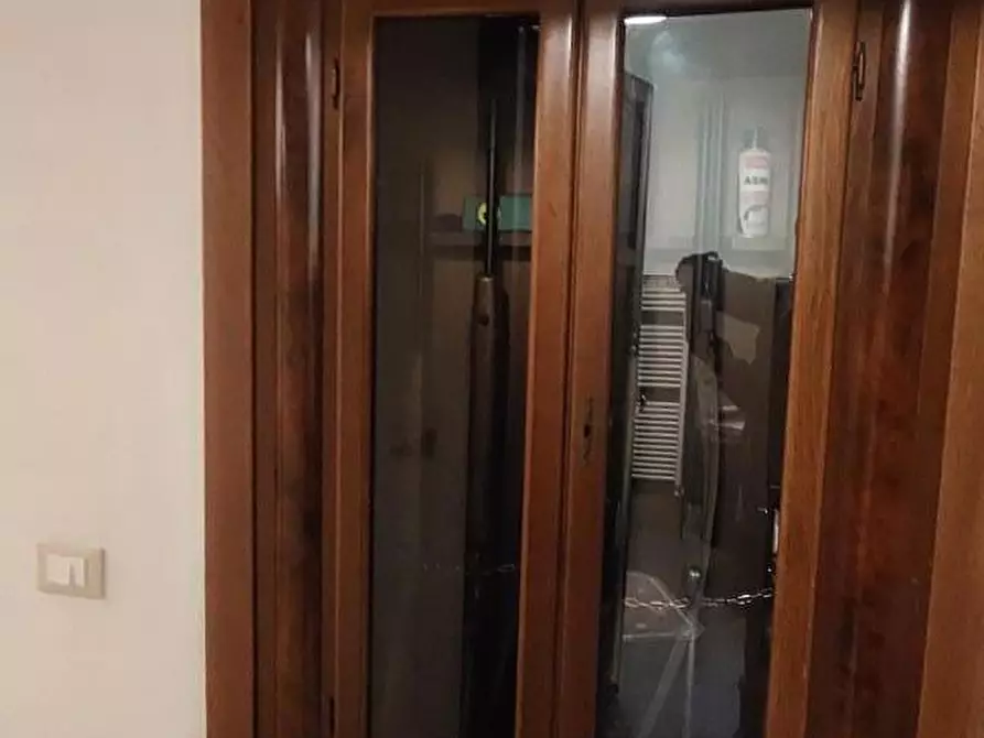 Immagine 5 di Appartamento in vendita  a Carrara