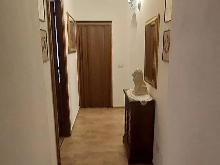 Immagine 6 di Appartamento in vendita  a Carrara