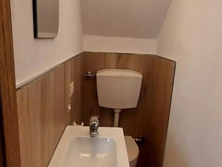 Immagine 27 di Appartamento in vendita  a Carrara