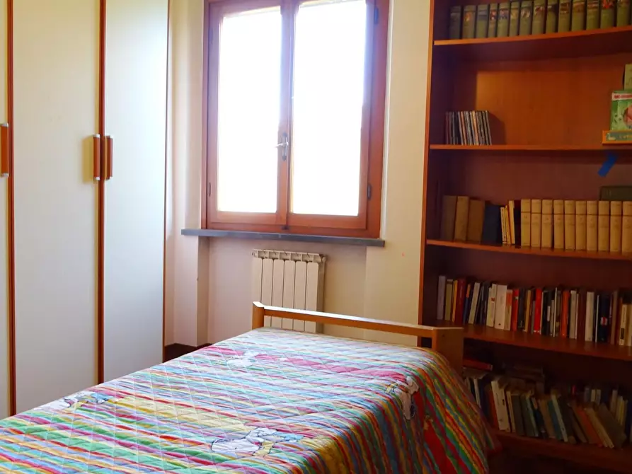 Immagine 50 di Villa in vendita  a Fucecchio