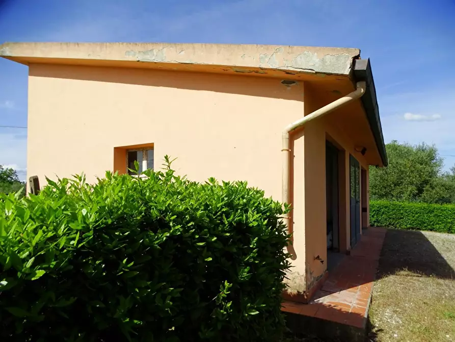 Immagine 35 di Villa in vendita  a Fucecchio