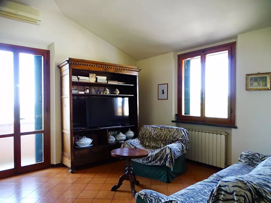 Immagine 40 di Villa in vendita  a Fucecchio