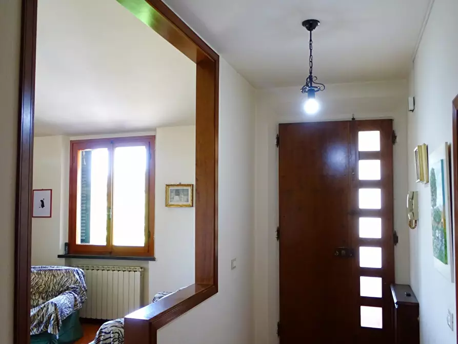 Immagine 37 di Villa in vendita  a Fucecchio