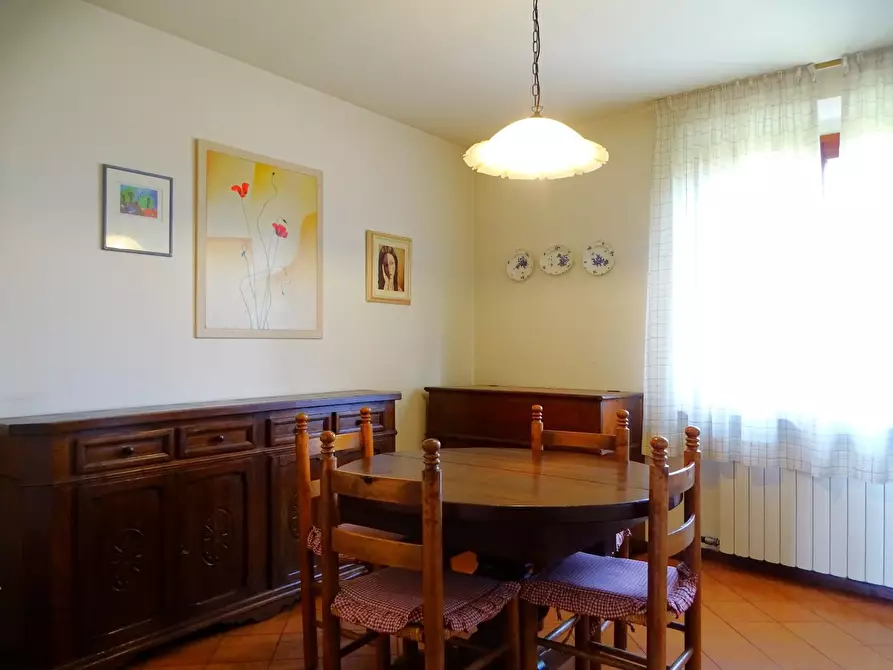 Immagine 17 di Villa in vendita  a Fucecchio