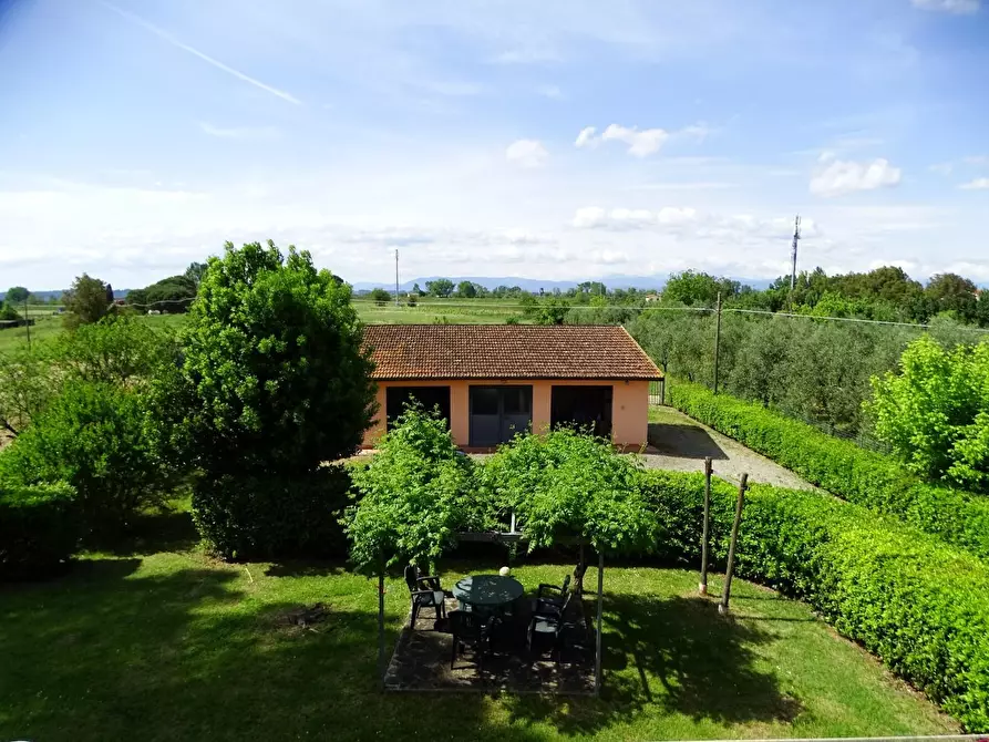 Immagine 14 di Villa in vendita  a Fucecchio