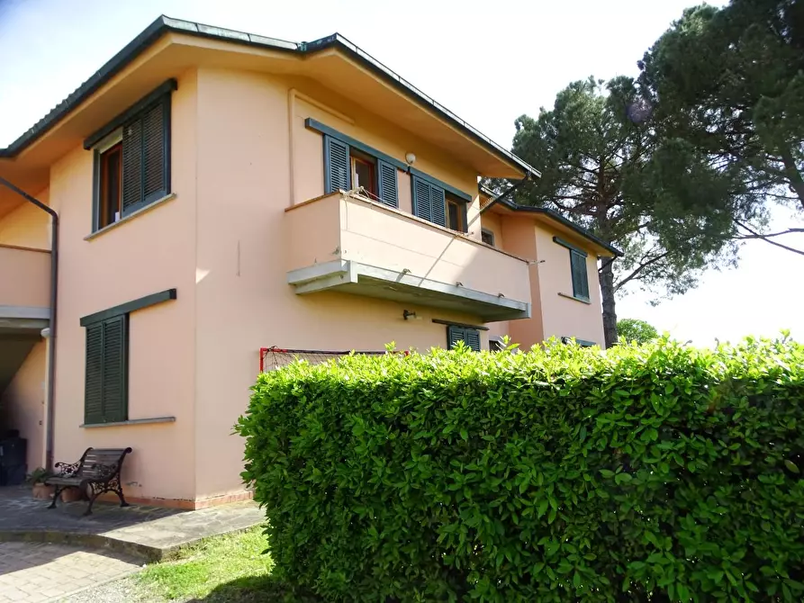 Immagine 64 di Villa in vendita  a Fucecchio