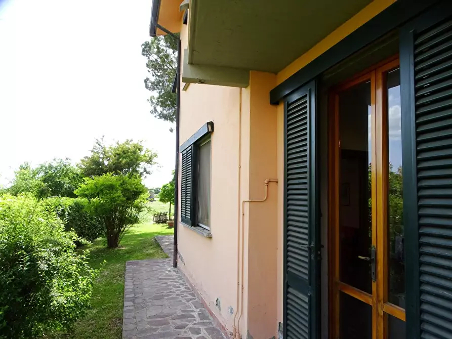 Immagine 55 di Villa in vendita  a Fucecchio