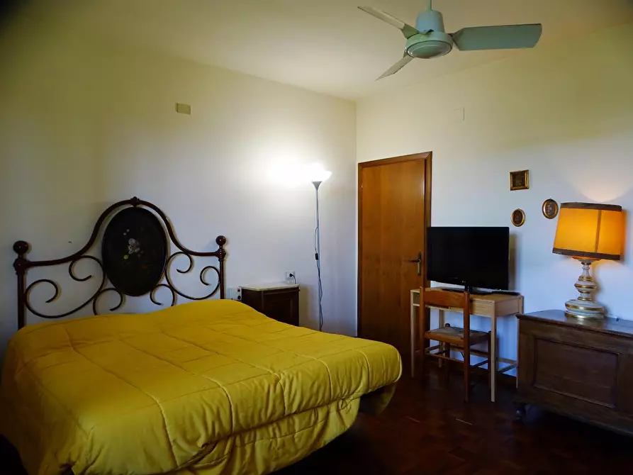 Immagine 47 di Villa in vendita  a Fucecchio