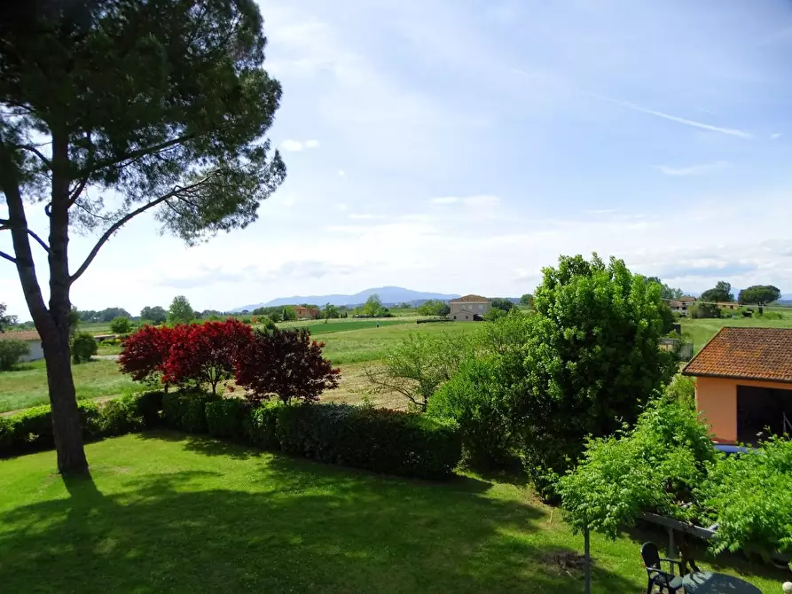 Immagine 41 di Villa in vendita  a Fucecchio