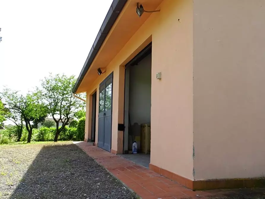 Immagine 67 di Villa in vendita  a Fucecchio