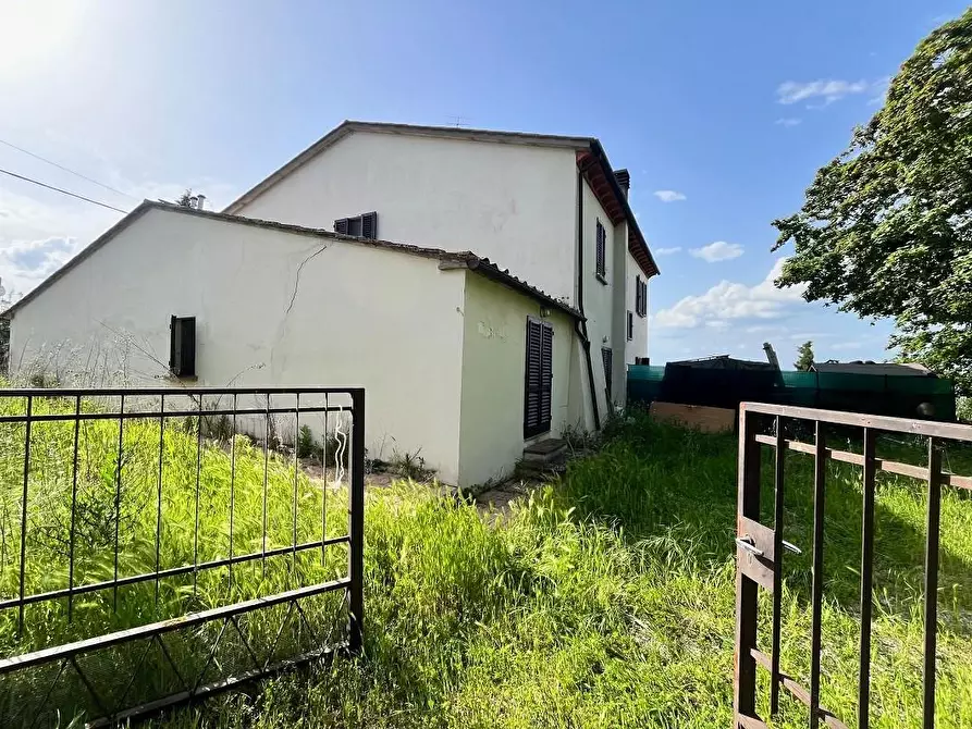 Immagine 10 di Appartamento in vendita  a Gambassi Terme