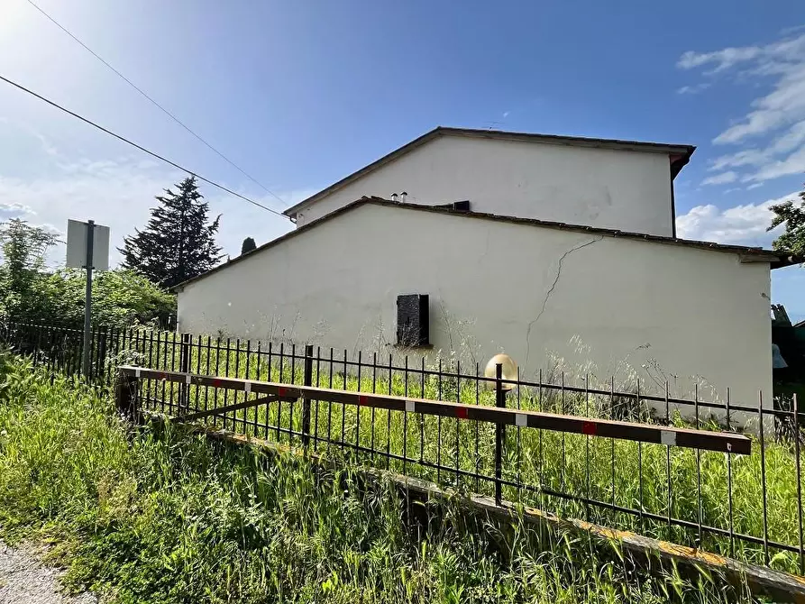 Immagine 5 di Appartamento in vendita  a Gambassi Terme