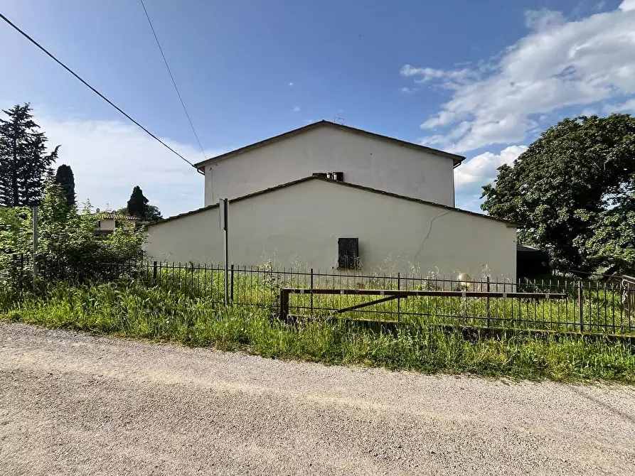 Immagine 6 di Appartamento in vendita  a Gambassi Terme