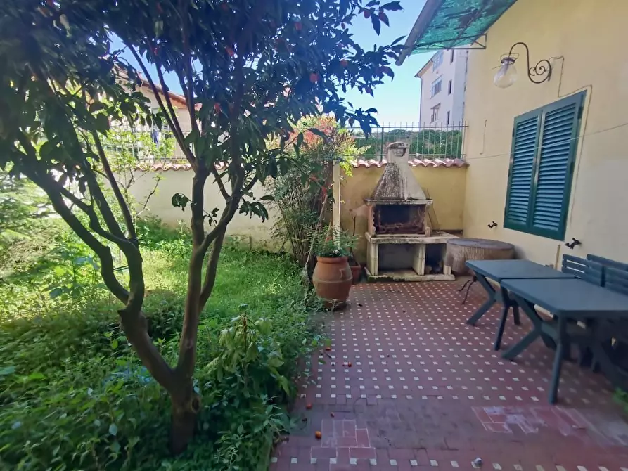 Immagine 4 di Appartamento in vendita  a Pisa