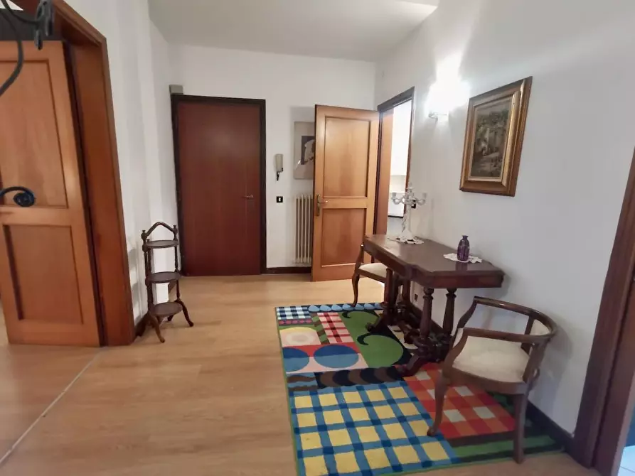 Immagine 14 di Appartamento in vendita  a Pisa