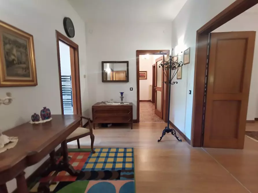 Immagine 8 di Appartamento in vendita  a Pisa