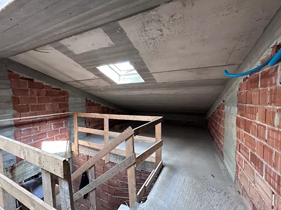 Immagine 5 di Villetta a schiera in vendita  a Castelfranco Di Sotto