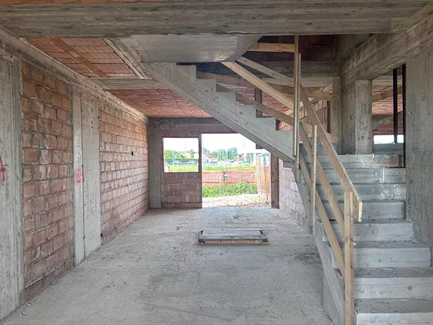 Immagine 2 di Villetta a schiera in vendita  a Castelfranco Di Sotto