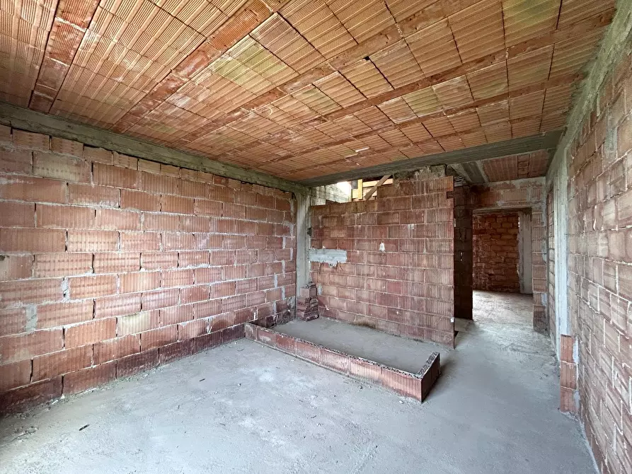 Immagine 20 di Villetta a schiera in vendita  a Castelfranco Di Sotto