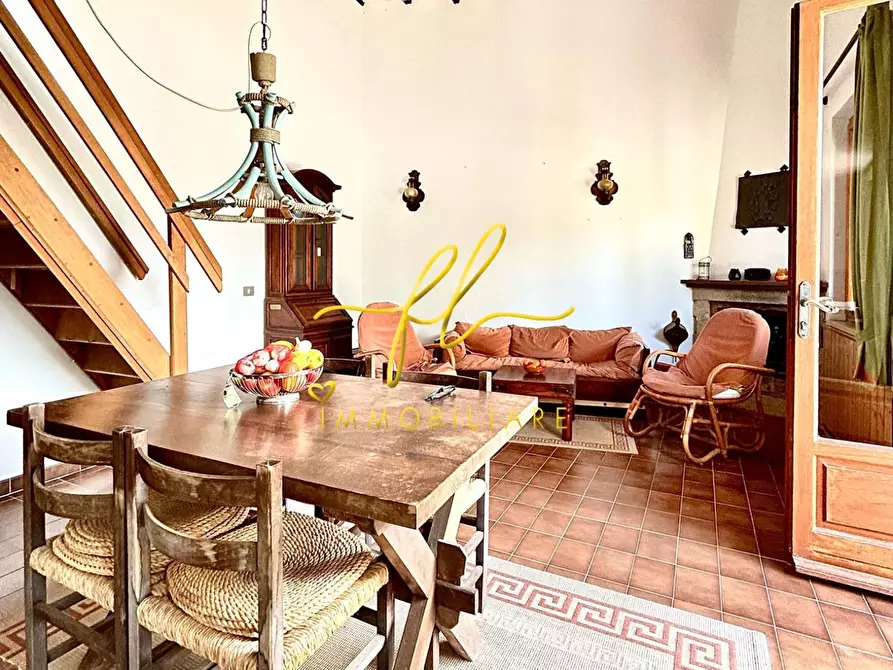 Immagine 30 di Casa bifamiliare in vendita  a Marciana