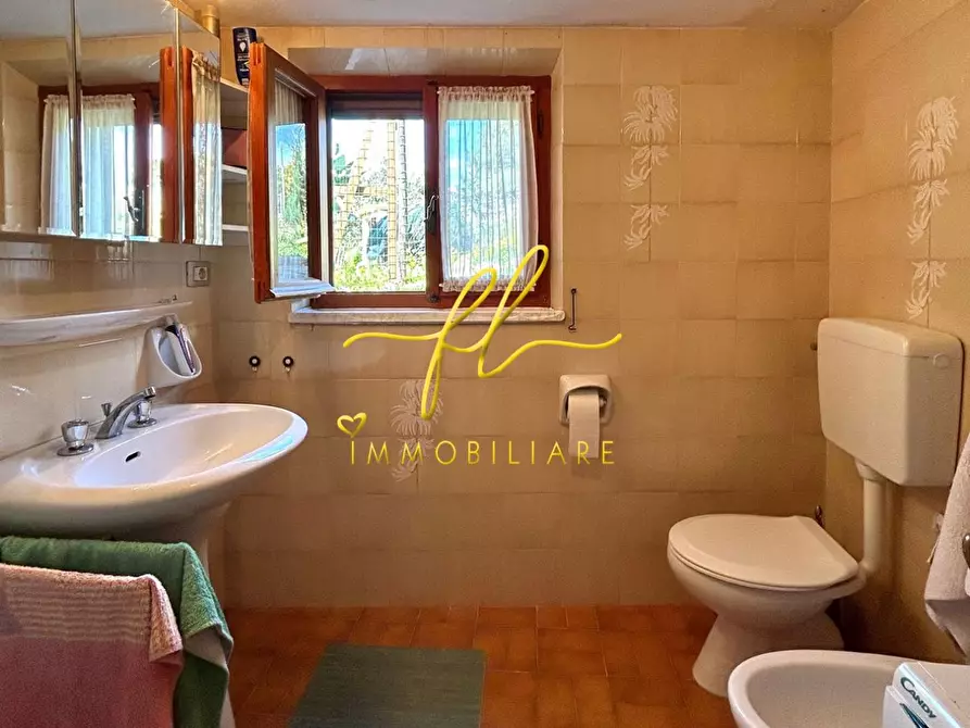 Immagine 28 di Casa bifamiliare in vendita  a Marciana