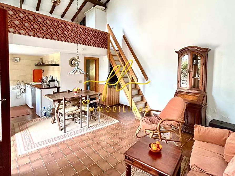 Immagine 20 di Casa bifamiliare in vendita  a Marciana