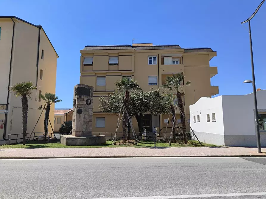 Immagine 2 di Appartamento in affitto  a San Vincenzo