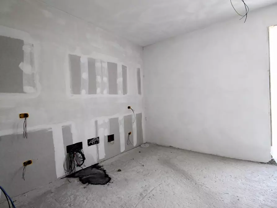 Immagine 20 di Casa bifamiliare in vendita  a Capannori