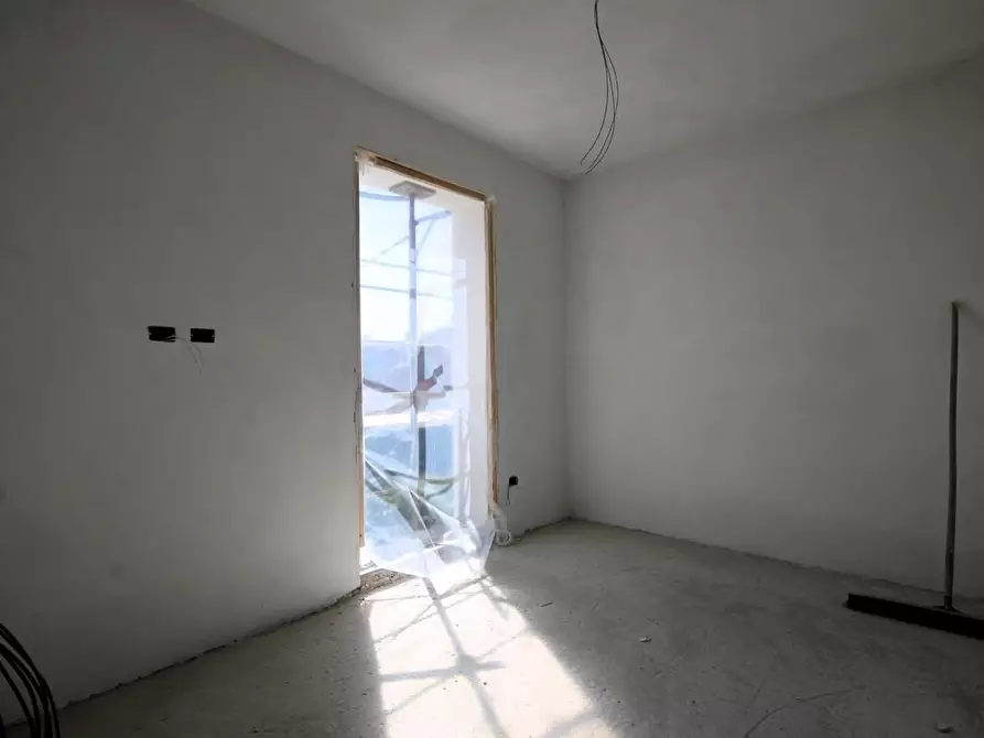 Immagine 18 di Casa bifamiliare in vendita  a Capannori