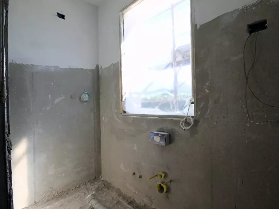 Immagine 12 di Casa bifamiliare in vendita  a Capannori