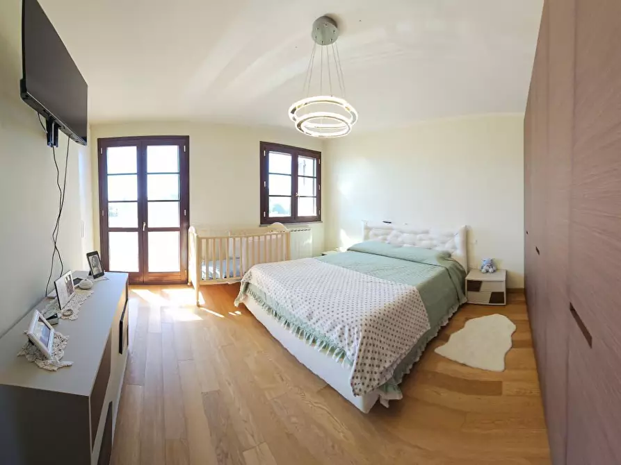 Immagine 43 di Villetta a schiera in vendita  a Crespina Lorenzana