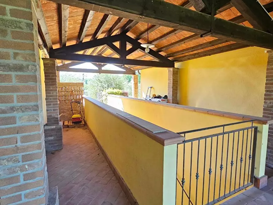 Immagine 29 di Villetta a schiera in vendita  a Crespina Lorenzana