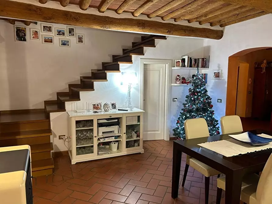 Immagine 43 di Porzione di casa in vendita  a Vinci