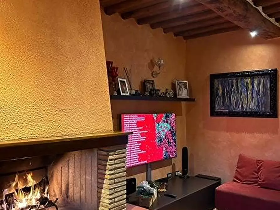 Immagine 34 di Porzione di casa in vendita  a Vinci