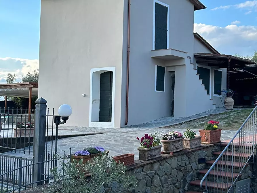 Immagine 52 di Porzione di casa in vendita  a Vinci