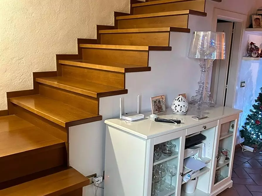 Immagine 31 di Porzione di casa in vendita  a Vinci