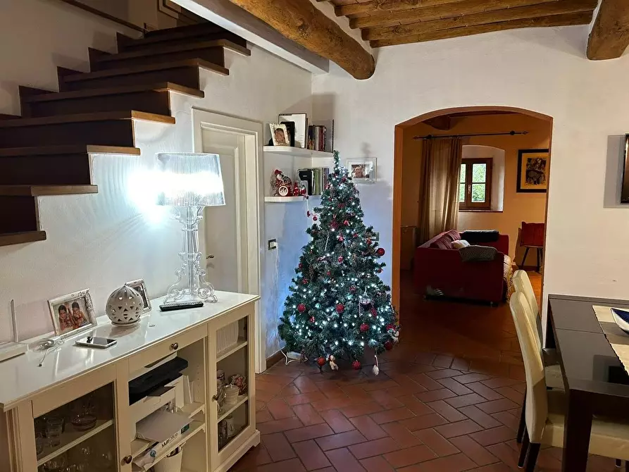 Immagine 15 di Porzione di casa in vendita  a Vinci