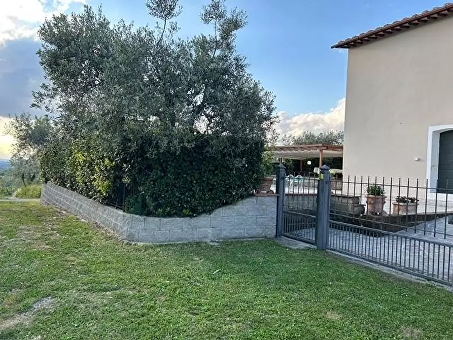 Immagine 59 di Porzione di casa in vendita  a Vinci