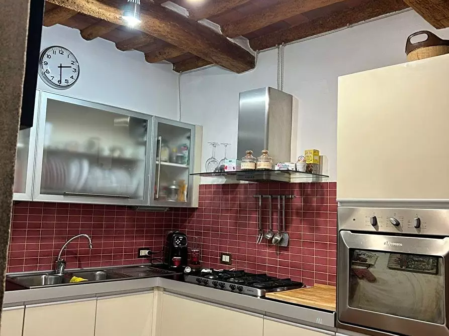 Immagine 37 di Porzione di casa in vendita  a Vinci