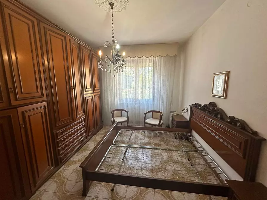 Immagine 9 di Appartamento in vendita  a Massa