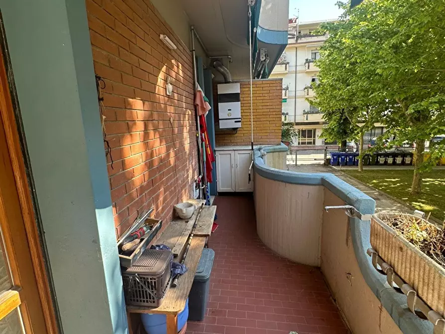 Immagine 12 di Appartamento in vendita  a Massa