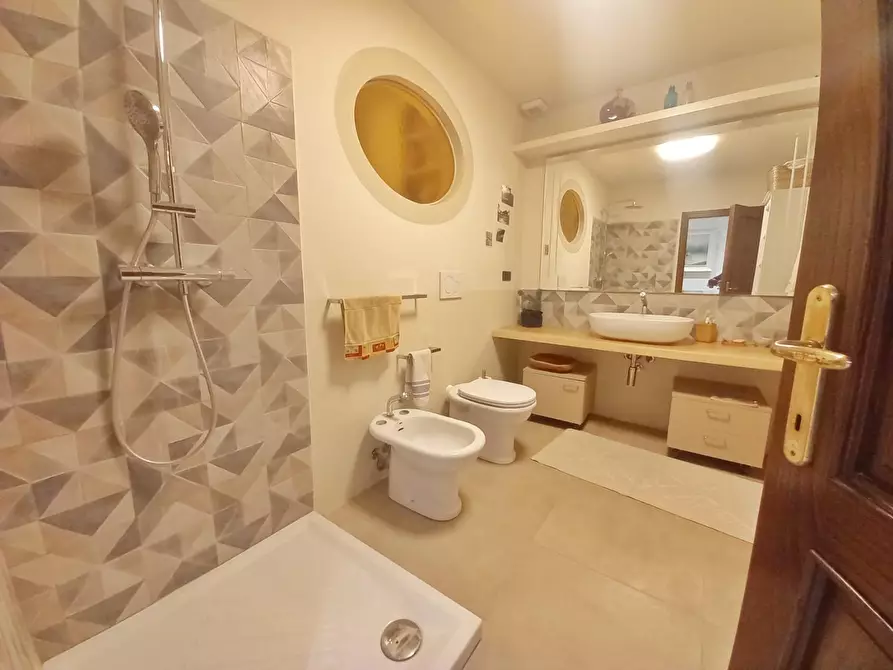 Immagine 11 di Appartamento in vendita  a Castelfiorentino