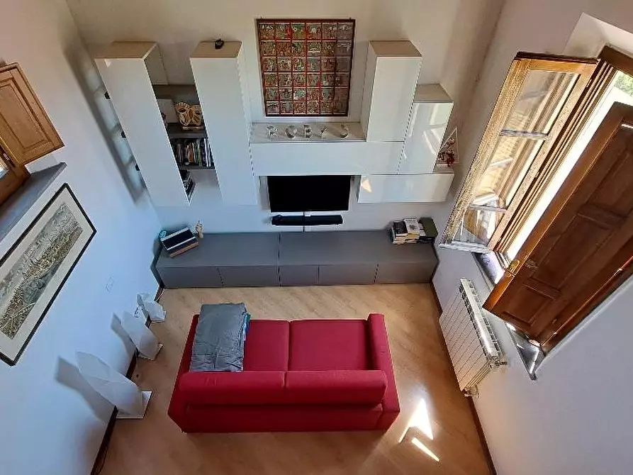 Immagine 26 di Terratetto in vendita  a Cascina