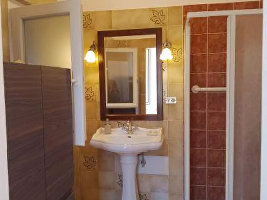 Immagine 14 di Appartamento in vendita  a Ameglia